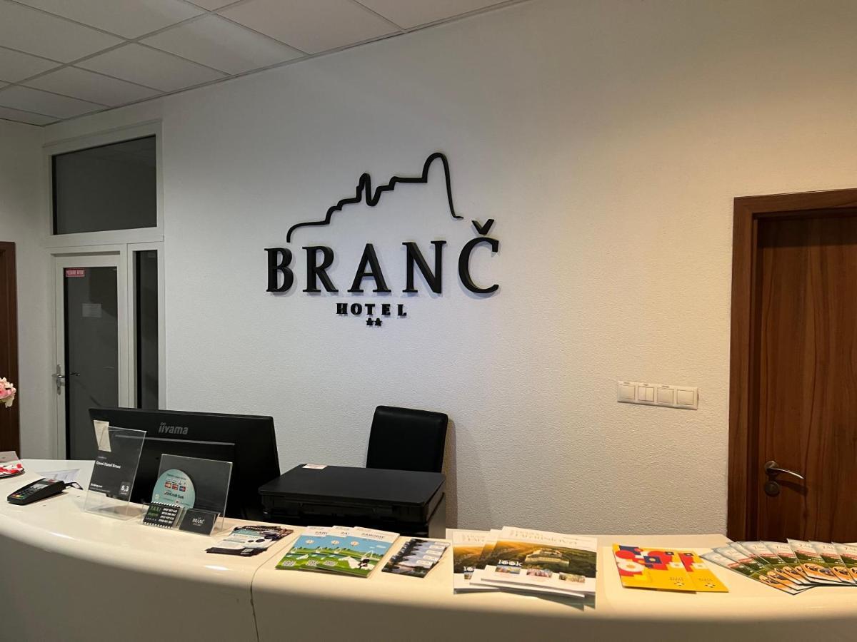 Hotel Branc, Garni Senica Exteriör bild